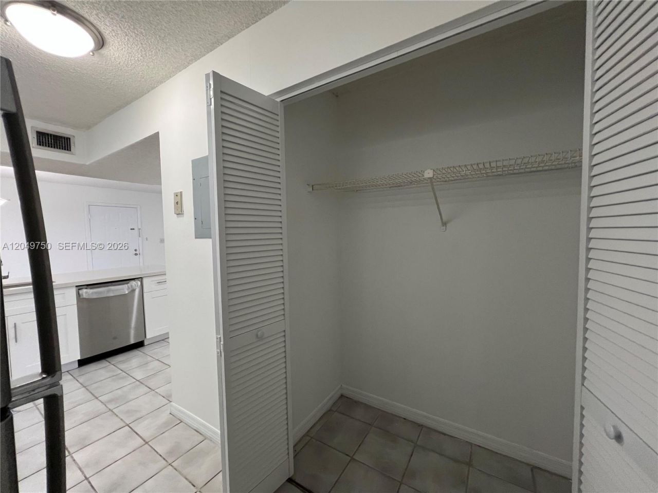 8500 SW 212th St, Unit 307, Cutler Bay, FL 33189 Photo