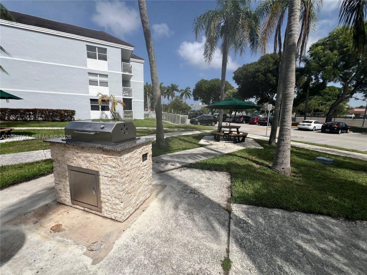 8500 SW 212th St, Unit 307, Cutler Bay, FL 33189 Photo