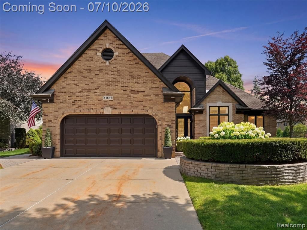 54544 Waubay Drive, Macomb Township, MI 48042 Main Photo