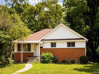 305 Arnet Street, Ypsilanti, MI 48198