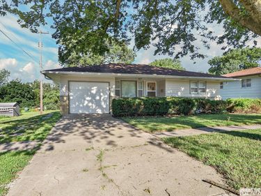 205 N First Street, Cook, NE 68329