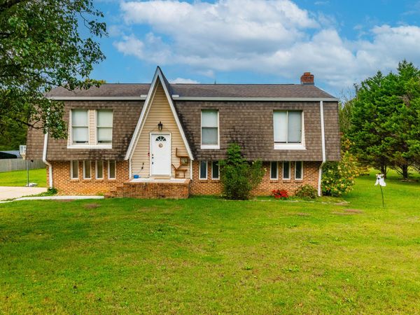 60 Walker Street, Ringgold, GA 30736