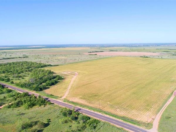 9533 FM 617 , Rochester, TX 79544