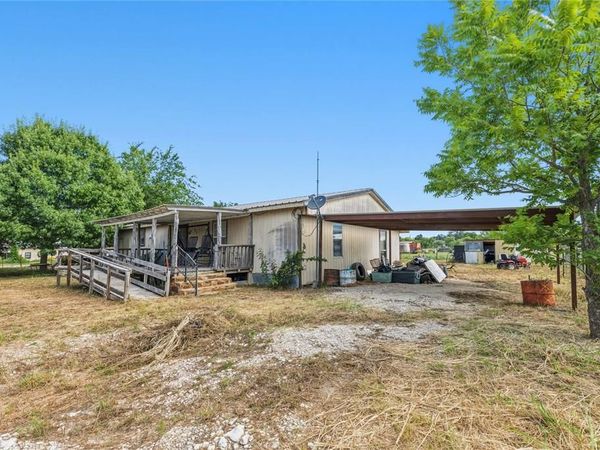 402 E Sherman Street, Mullin, TX 76864