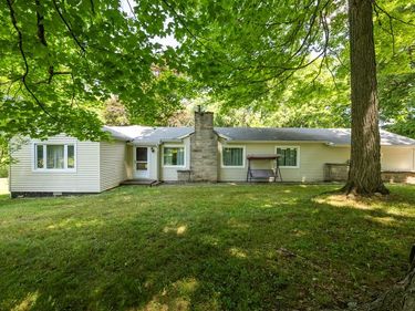 2265 Moffett Road, LUCAS, OH 44843