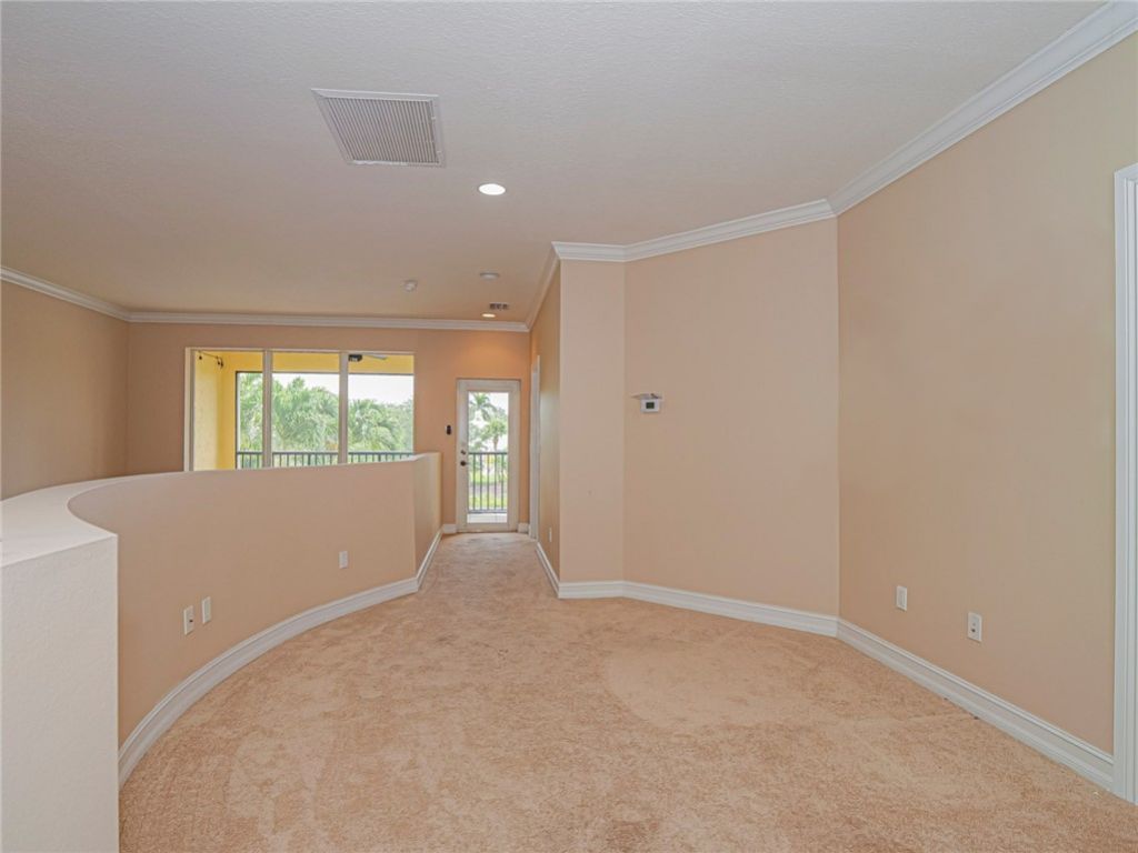 4570 Bridgepointe Way, Unit 148, Vero Beach, FL 32967 Photo
