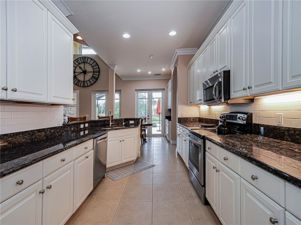 4570 Bridgepointe Way, Unit 148, Vero Beach, FL 32967 Photo