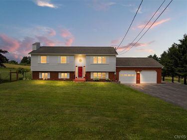 5357 Knoxboro Road, Munnsville, NY 13409