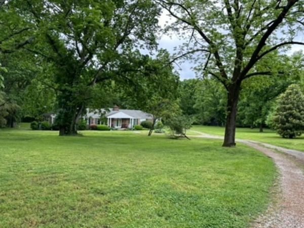 853 Pasadena Dr , Nashville, TN 37204