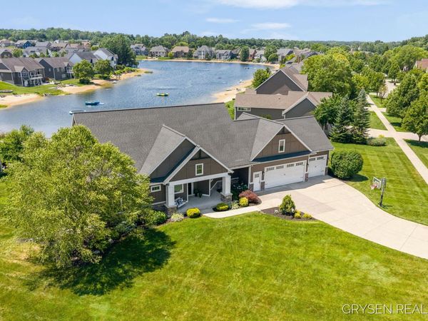 7014 Nantucket Drive SW, Byron Center, MI 49315