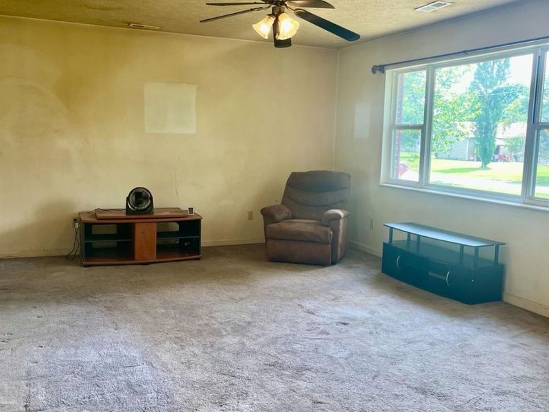 331 Dortmund Drive, Perry Twp, OH 45118 Photo 9