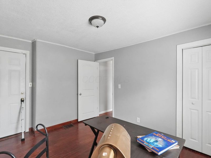 708 S Waverly Street , Columbus, OH 43213 Photo 25
