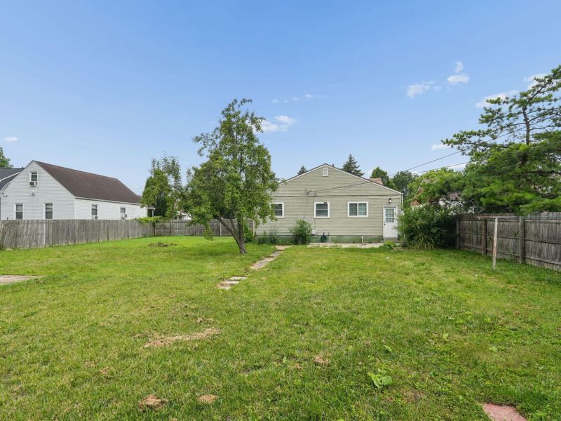 708 S Waverly Street , Columbus, OH 43213 Photo 37