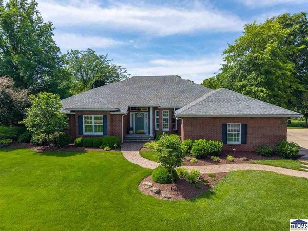 1225 Brentwood Lane, Clinton, IN 47842