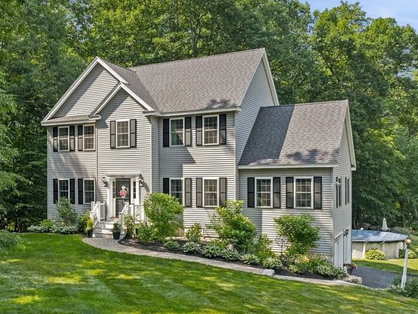 113 Thurlow St, Georgetown, MA 01833