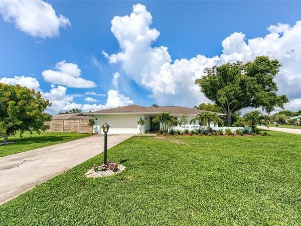 5302 Shalley CIR E, FORT MYERS, FL 33919