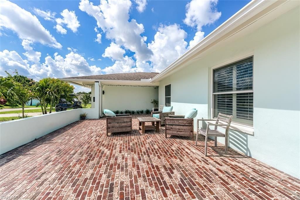 5302 Shalley Cir E, Fort Myers, FL 33919 Photo