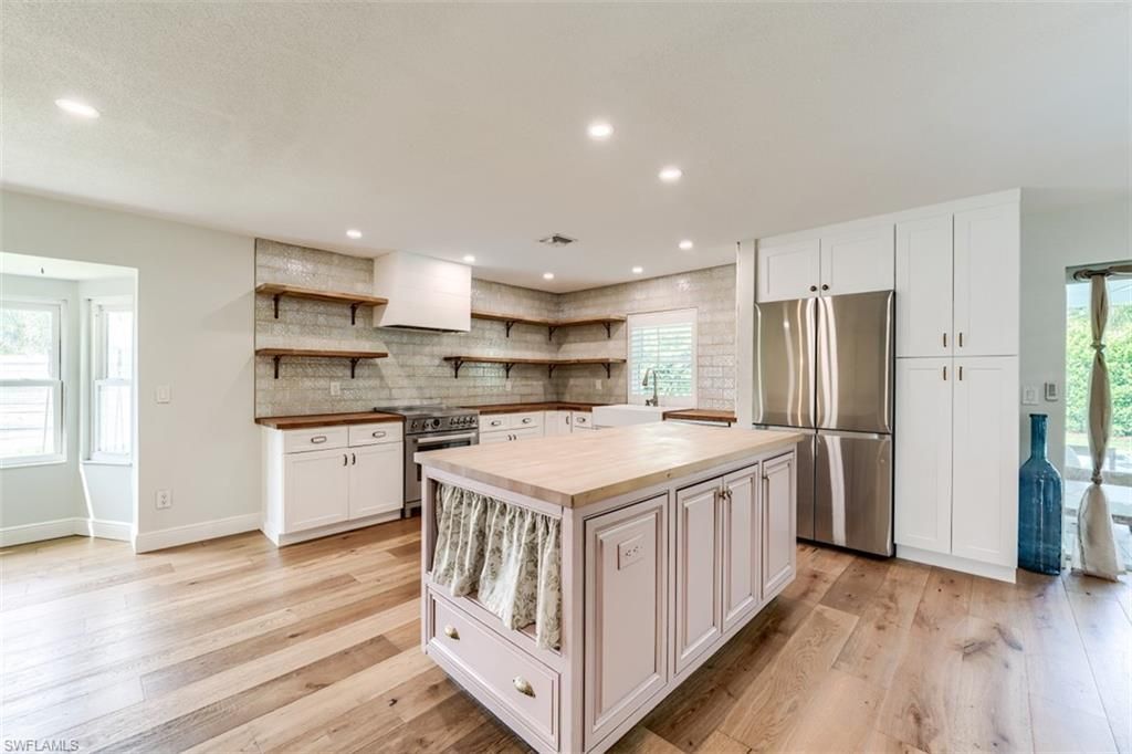 5302 Shalley Cir E, Fort Myers, FL 33919 Photo