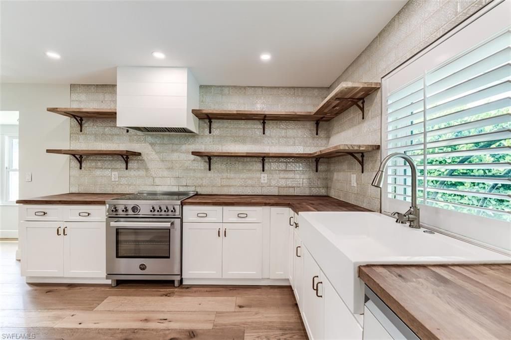 5302 Shalley Cir E, Fort Myers, FL 33919 Photo