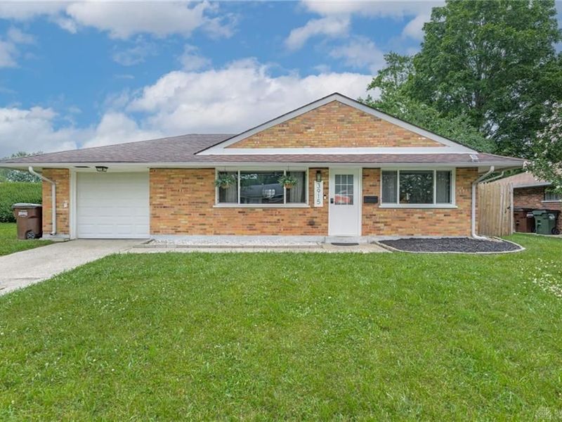 3915 Utica Drive, Dayton, OH 45439 Photo 4
