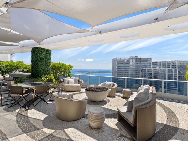 200 Biscayne Boulevard Way, Unit PH-5404, Miami, FL 33131