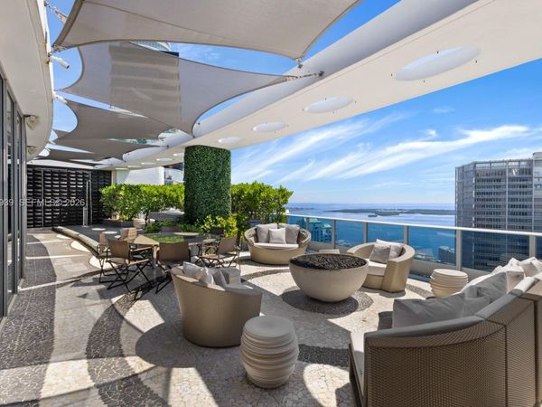 200 Biscayne Boulevard Way, Unit PH-5404, Miami, FL 33131