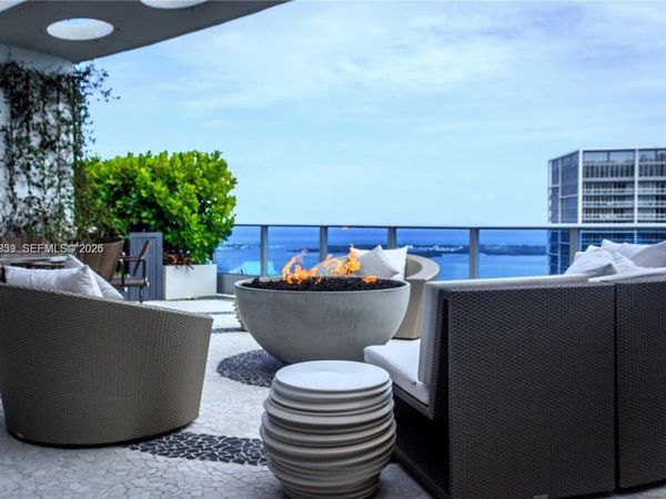 200 Biscayne Boulevard Way , Unit PH-5404, Miami, FL 33131