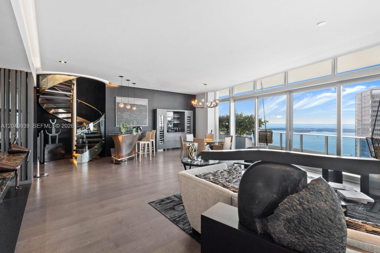 200 Biscayne Boulevard Way, Unit PH-5404, Miami, FL 33131 Photo