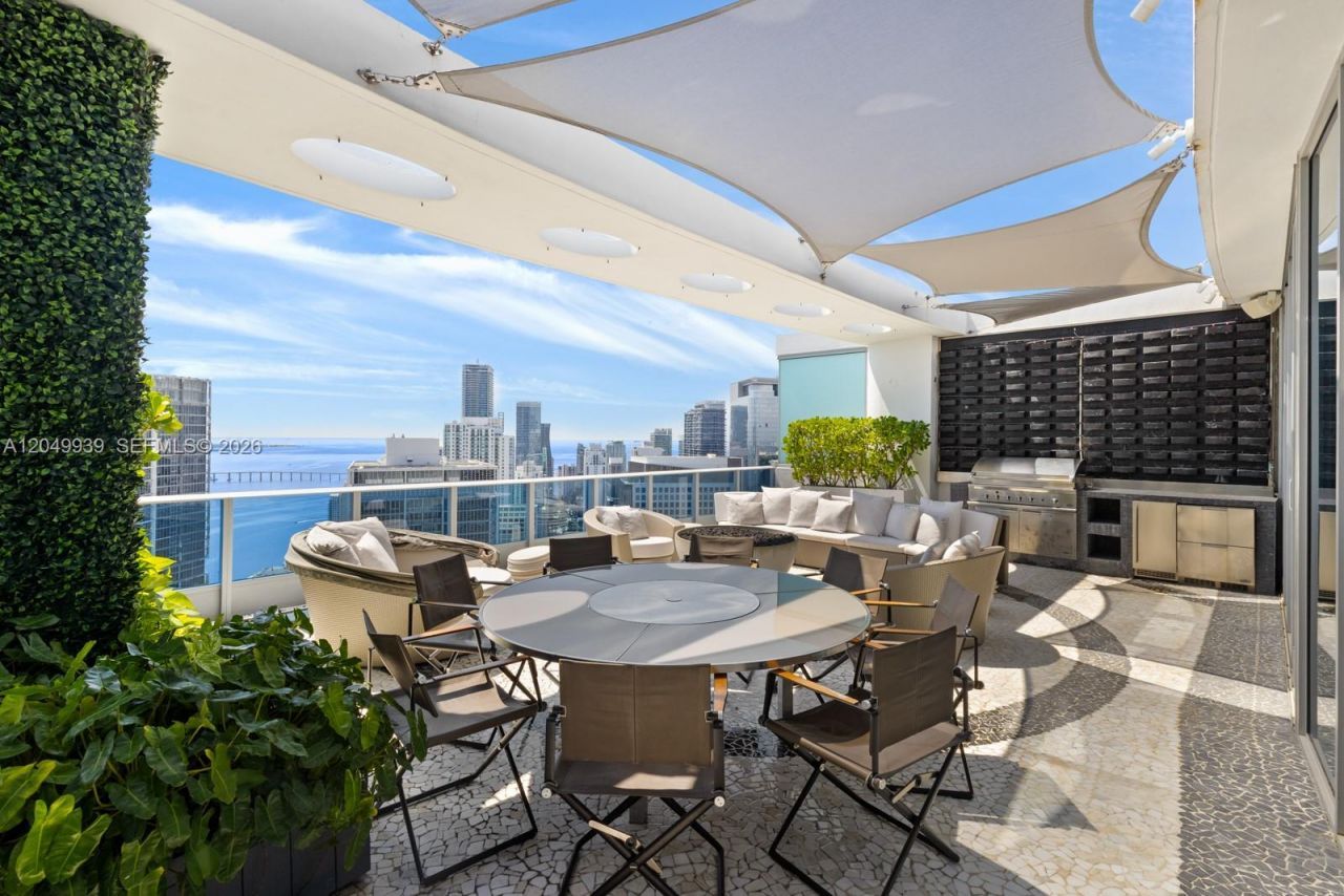 200 Biscayne Boulevard Way, Unit PH-5404, Miami, FL 33131 Photo