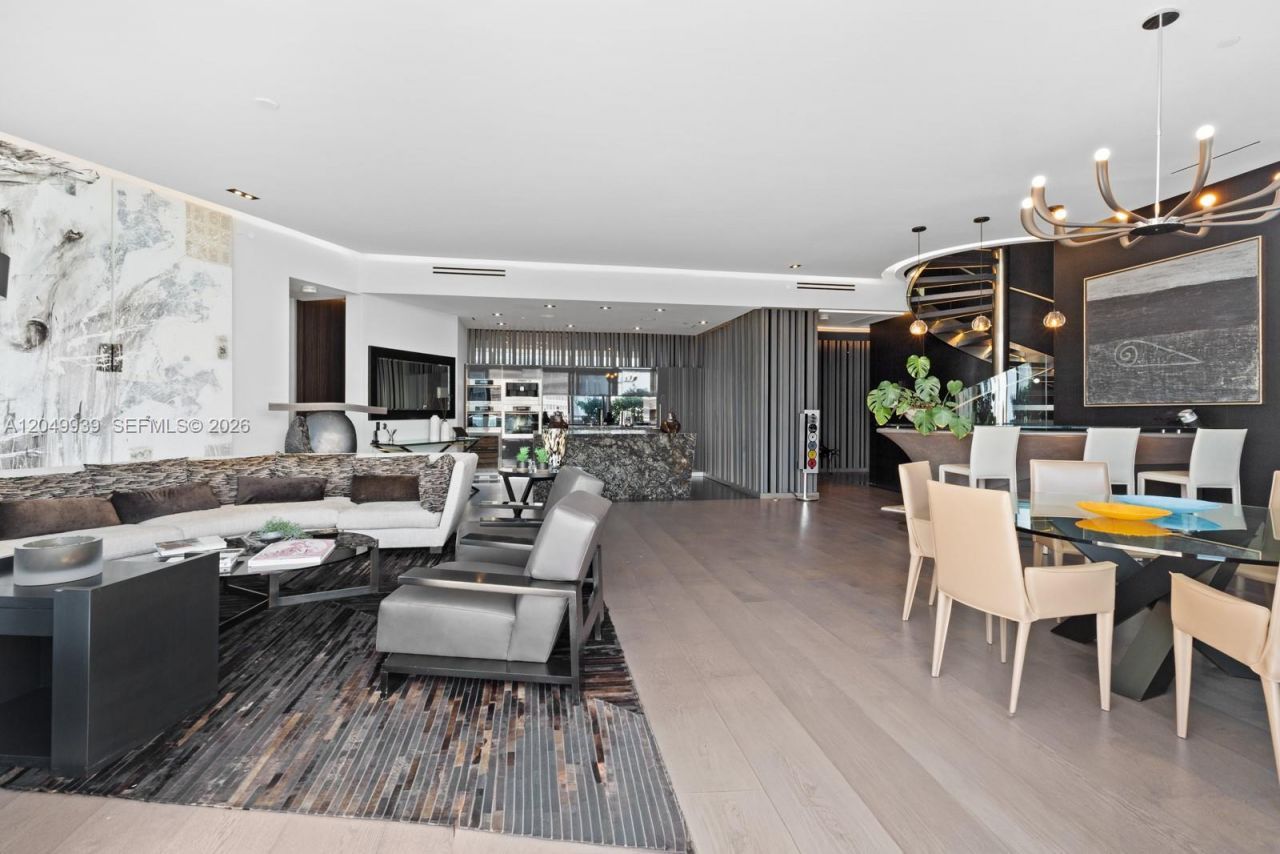 200 Biscayne Boulevard Way, Unit PH-5404, Miami, FL 33131 Photo