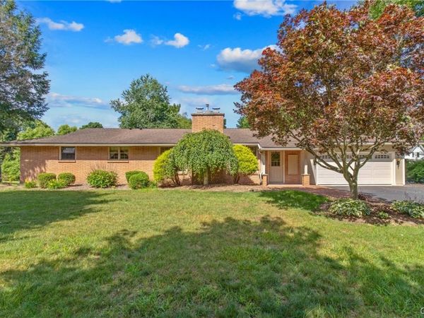7895 Dewitt Drive, Baldwinsville, NY 13027
