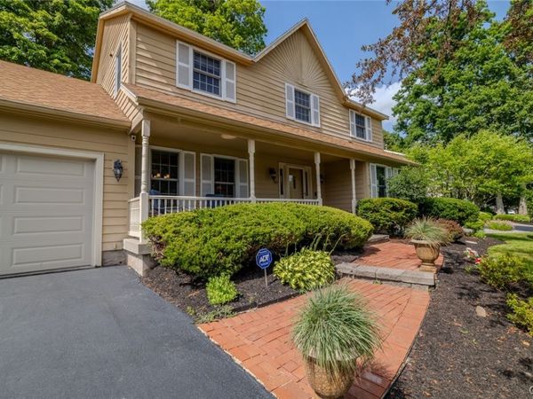 3705 Black Brant Drive, Liverpool, NY 13090
