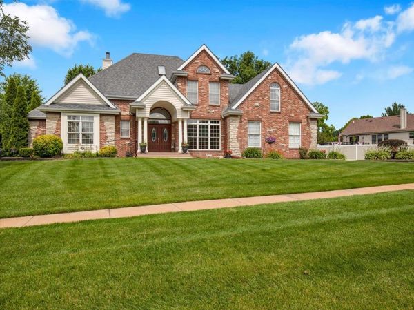 8532 Suffolk Drive , Rockford, IL 61108
