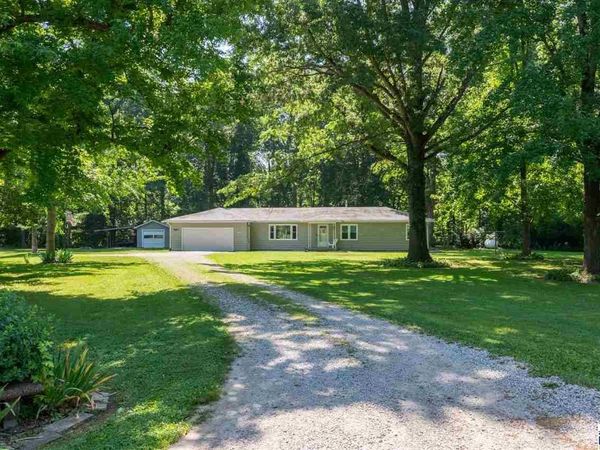 3288 S Westwood Place, West Terre Haute, IN 47885