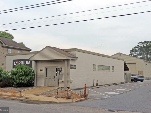 6069 MAIN STREET, EAST PETERSBURG, PA 17520