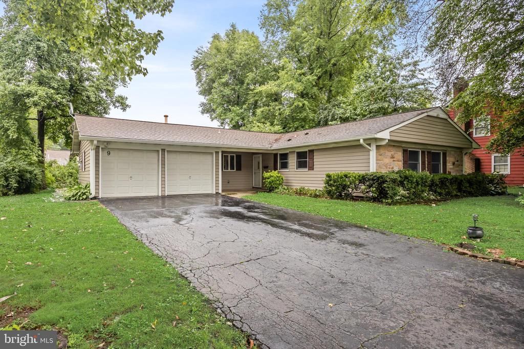 9 Elridge Place, Willingboro, NJ 08046 Main Photo