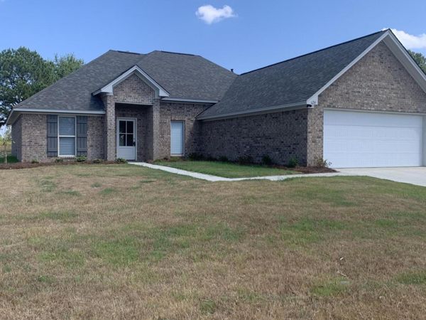 624 Westfield Drive, Pearl, MS 39208