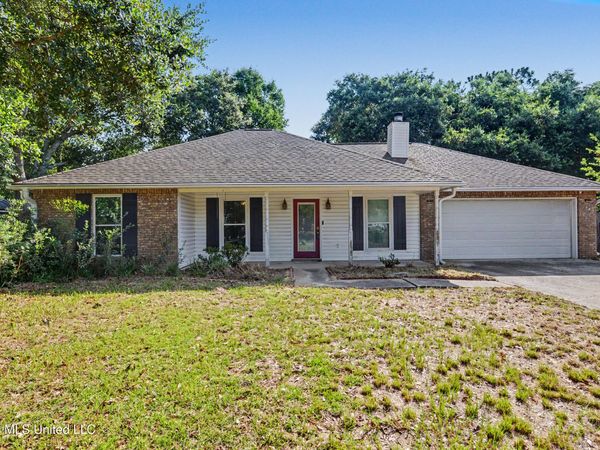 7008 Oakhurst Drive, Ocean Springs, MS 39564