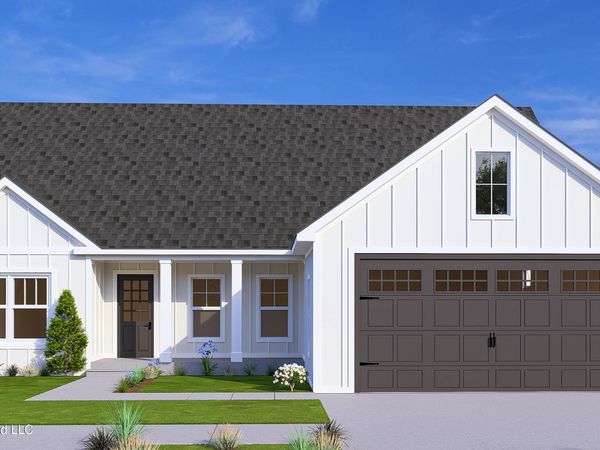 Nhn Spring Avenue, Ocean Springs, MS 39564