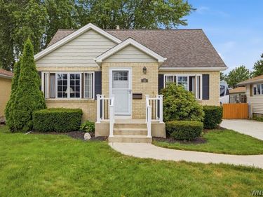 16 Patricia Drive, Tonawanda, NY 14150