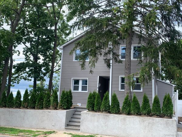 71 Lannon Place , Unit C, Port Washington, NY 11050