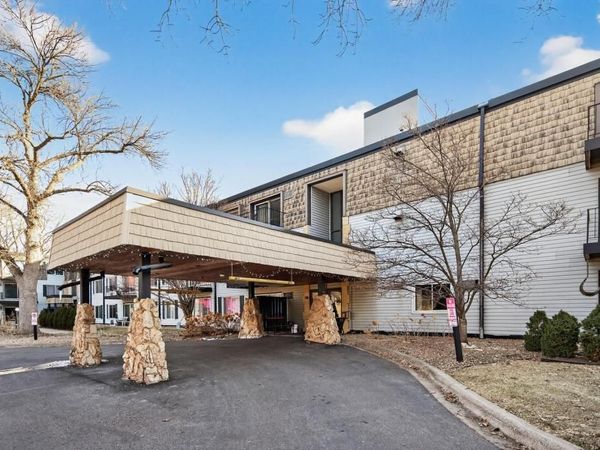 181 Little Canada Road E, Unit 334, Little Canada, MN 55117