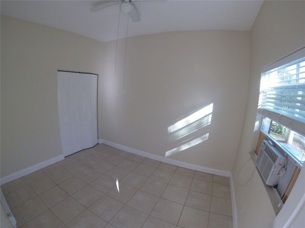 1300 28th Avenue N, Unit 2, Saint Petersburg, FL 33704 Photo
