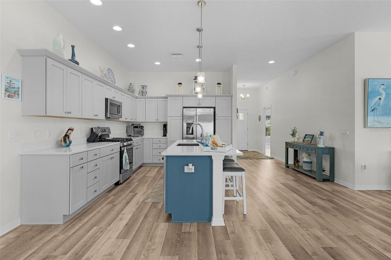 6692 Newell Loop , The Villages, FL 34762 Photo