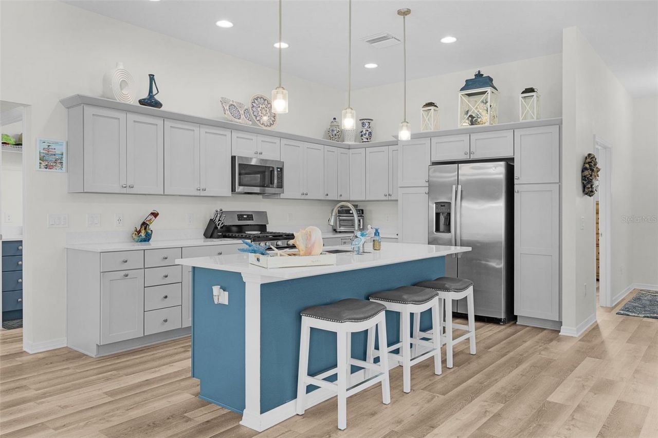 6692 Newell Loop , The Villages, FL 34762 Photo