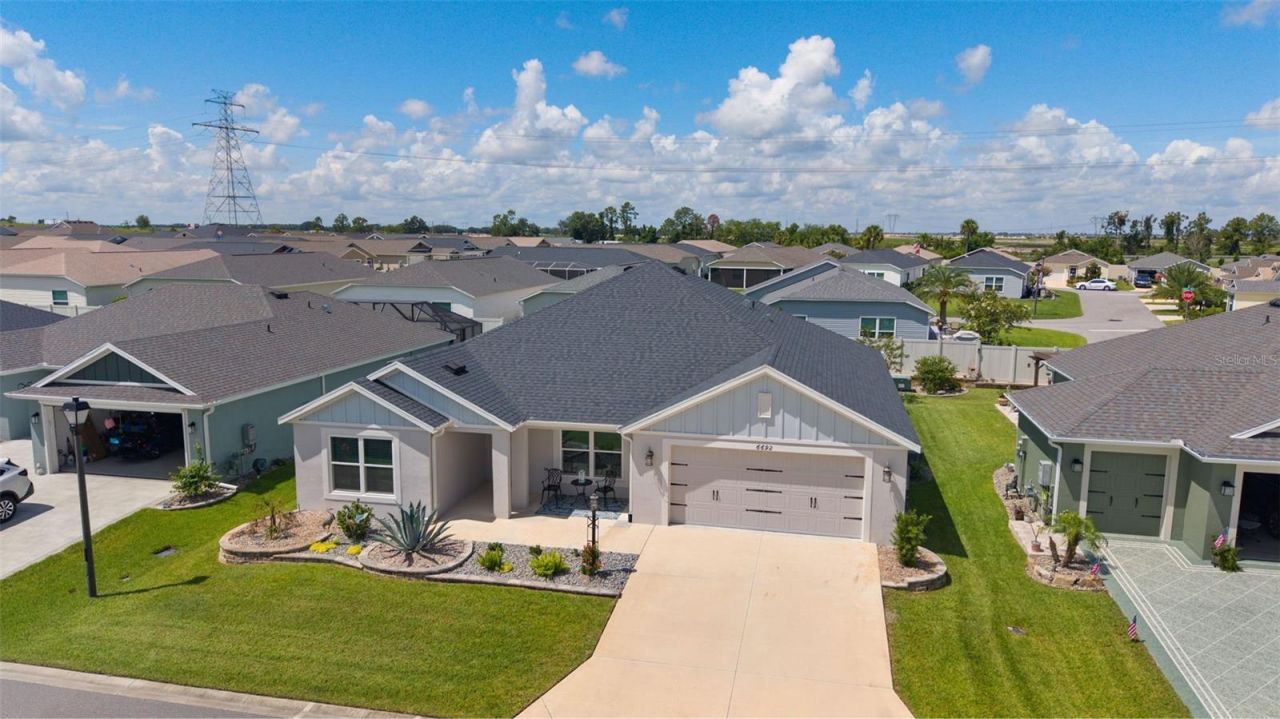 6692 Newell Loop , The Villages, FL 34762 Photo