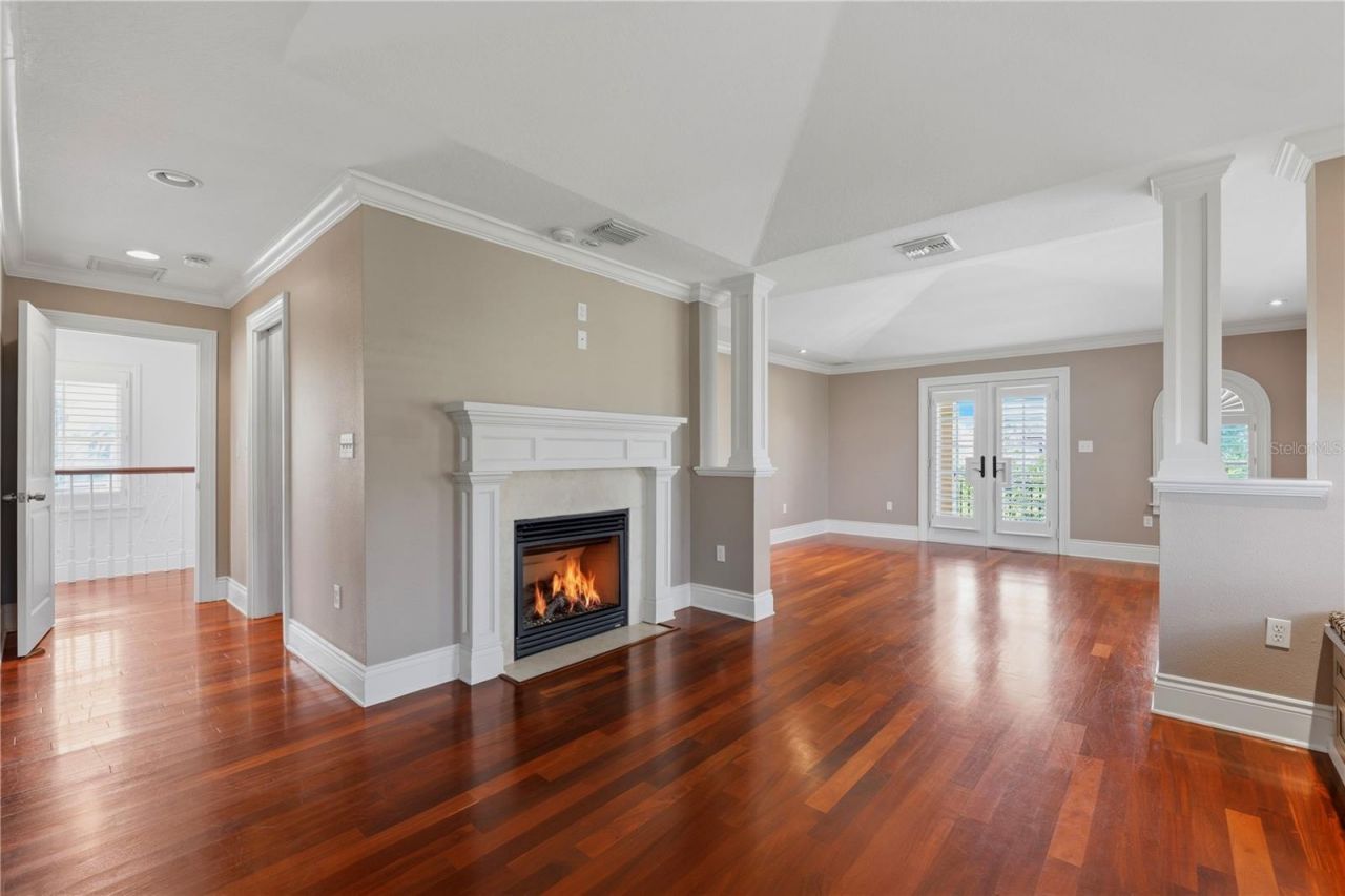 1124 Seville Lane Ne, Saint Petersburg, FL 33704 Photo