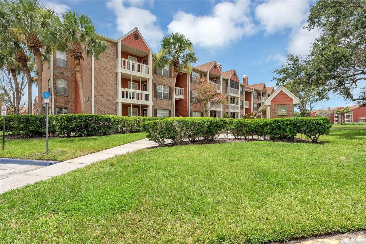 10200 Gandy Boulevard N, Unit 1205, Saint Petersburg, FL 33702 Photo