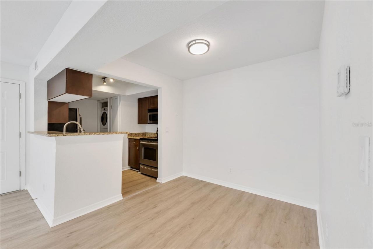 10200 Gandy Boulevard N, Unit 1205, Saint Petersburg, FL 33702 Photo
