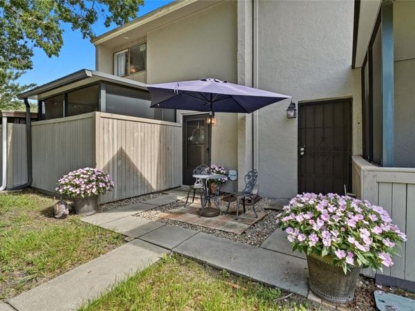 8003 JASMINE DRIVE , Unit 8003, TAMPA, FL 33637